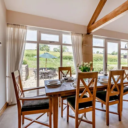2 Bed In Leeds Oc-hh058 Hébergement de vacances Weeton (West Yorkshire)